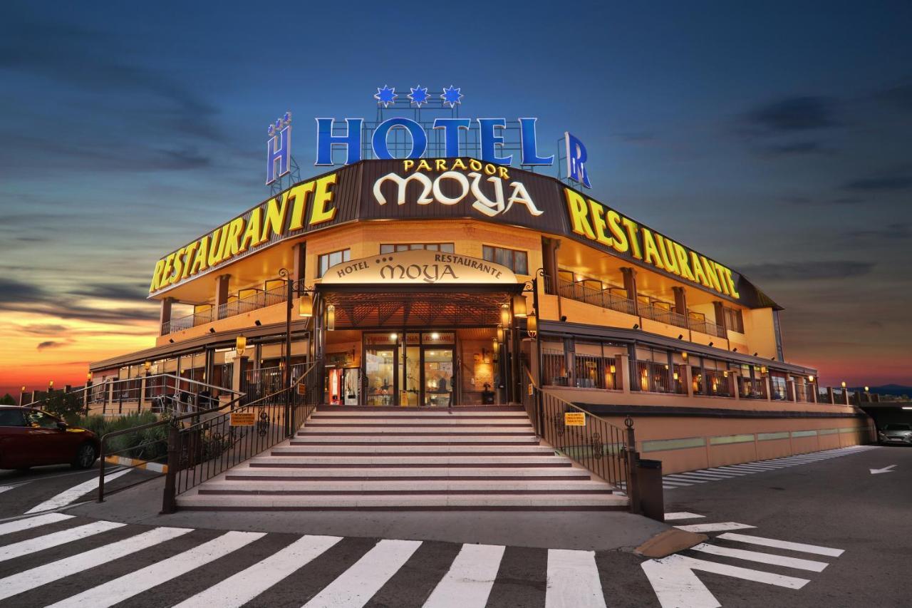 Hotel Moya Honrubia Bagian luar foto