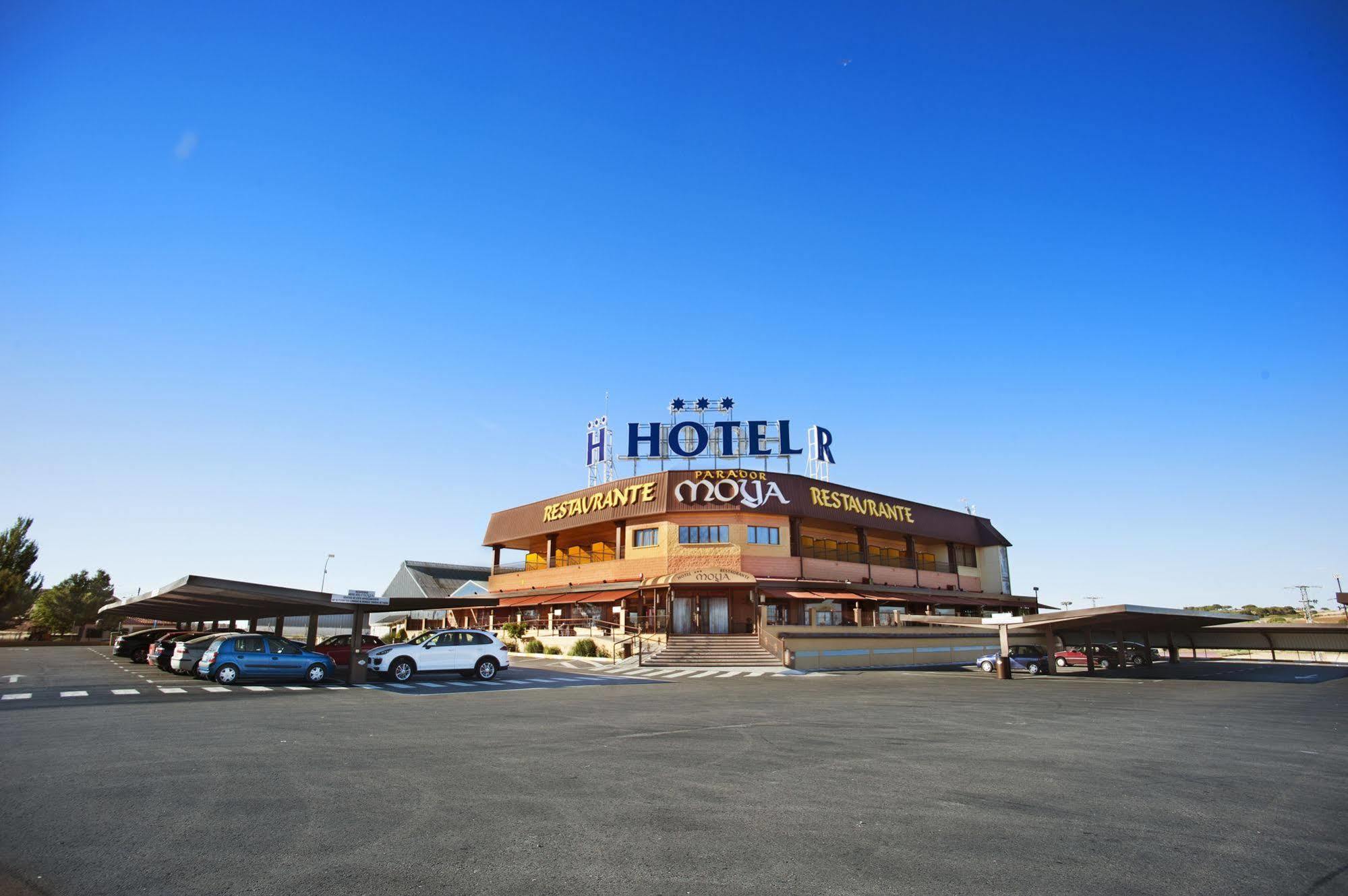 Hotel Moya Honrubia Bagian luar foto